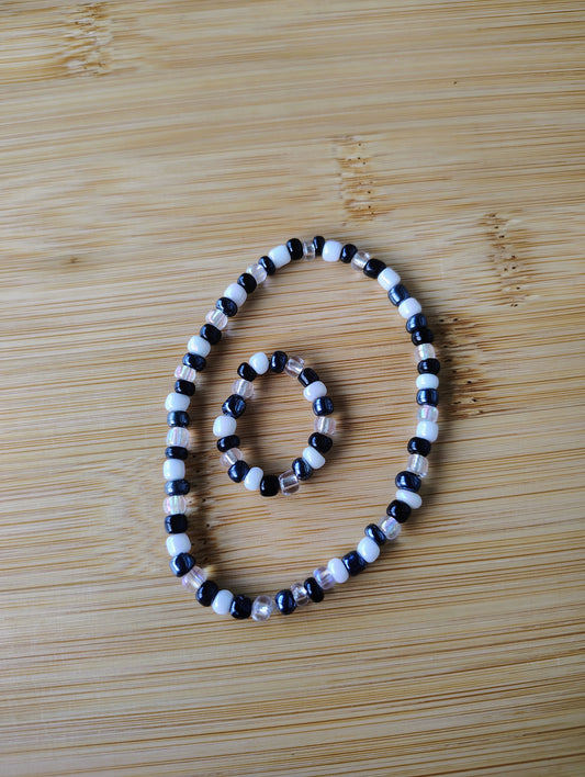 Black and White Seed Bead Bracelet and Ring Set